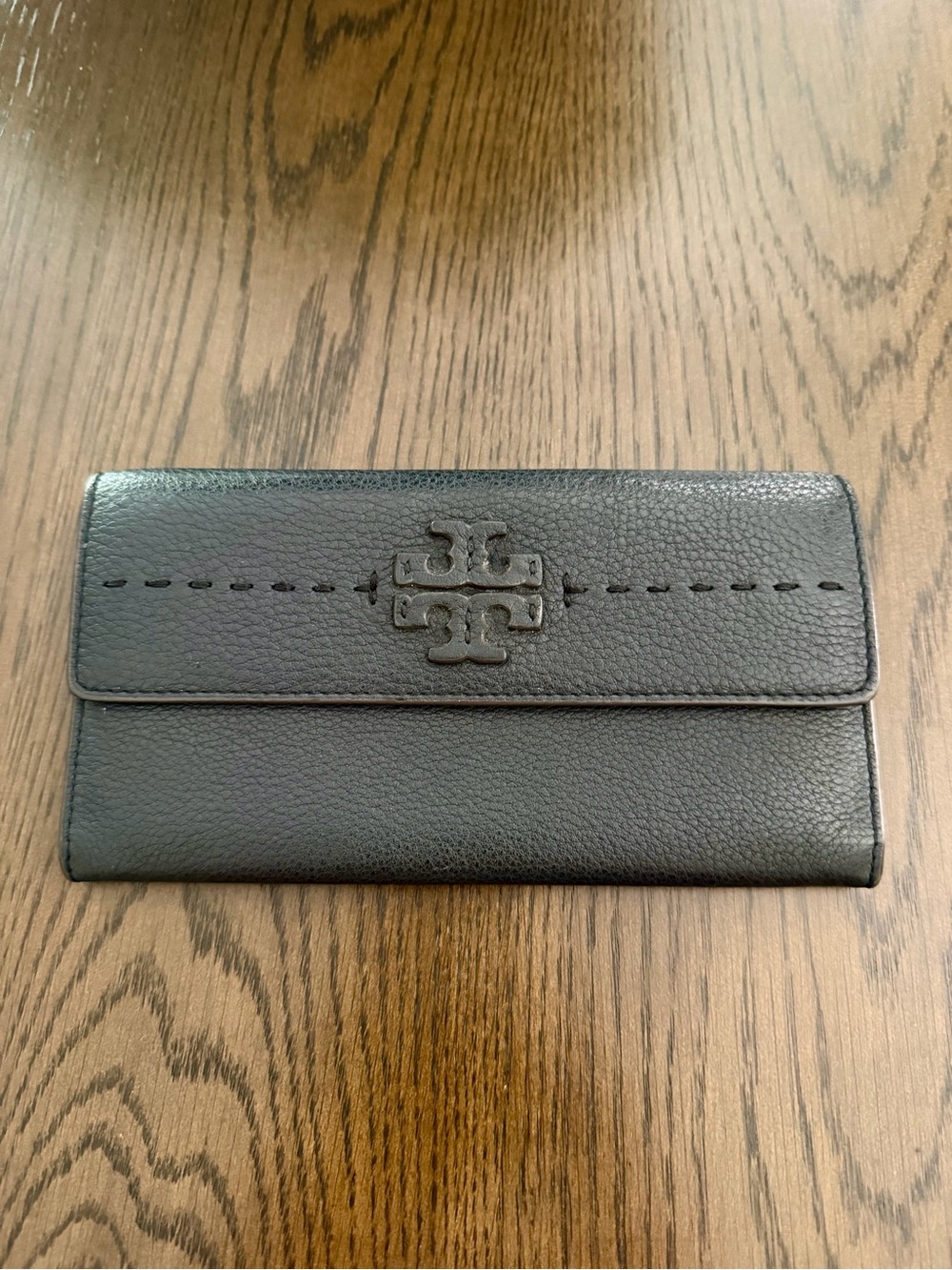 EUC Tory Burch Black Leather Halfmoon Satchel with Matching Wallet - Picture 10 of 16